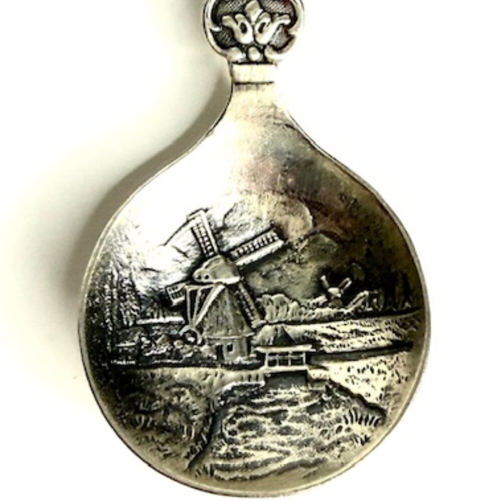 Vintage Collectible Holland Silverplate Spoon with Blue Delft Porcelain Inset - Picture 5 of 10